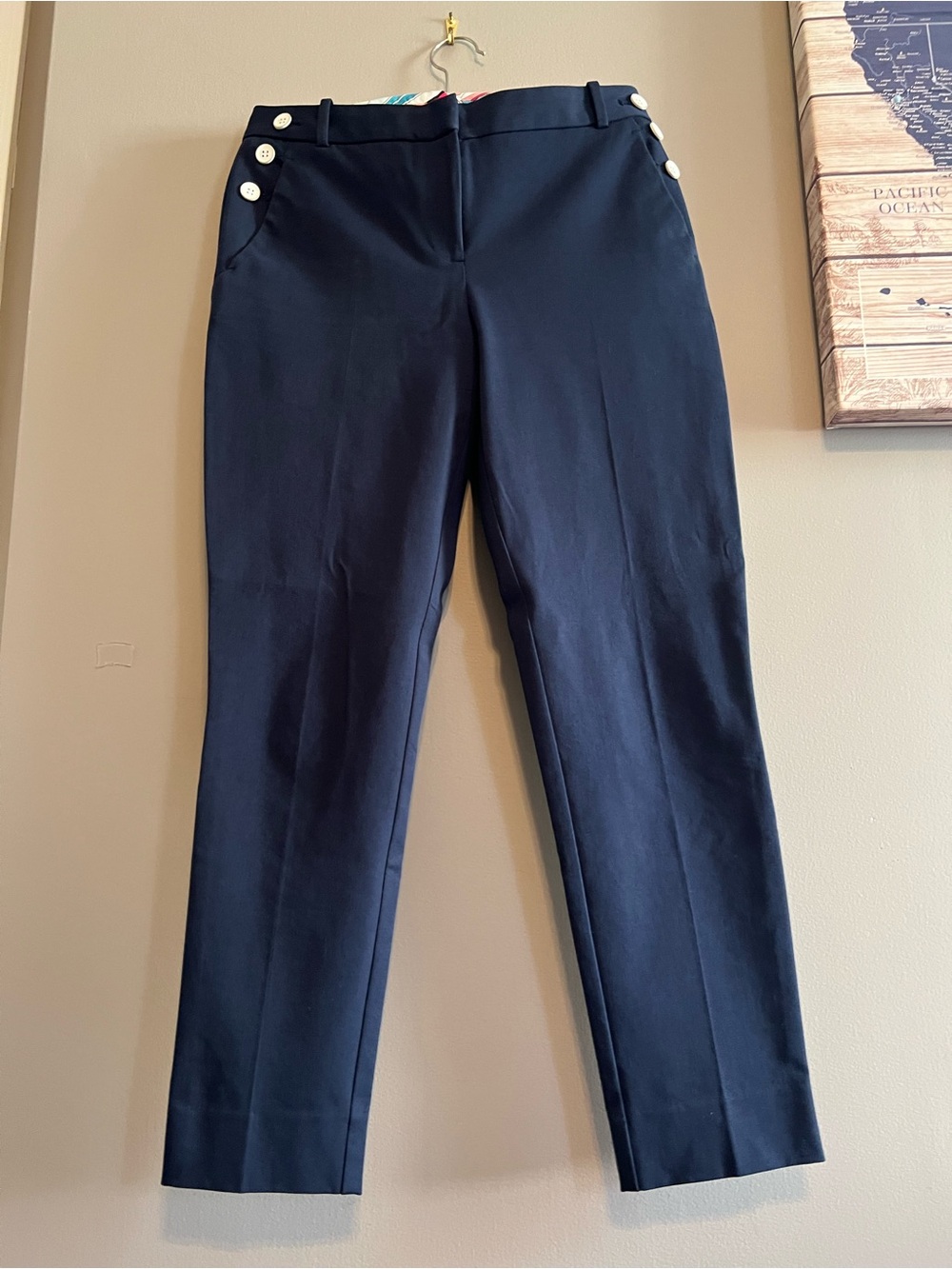 The Limited Signature Stretch Navy Cropped Sailor Pants Sz 6